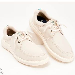 Men’s Sperry. Captain Mov Seacycle Cream Boat Shoes. Size 13.